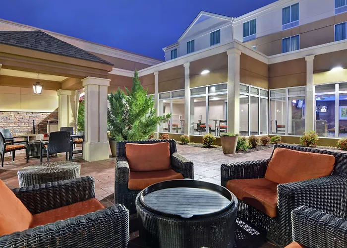 Hilton Garden Inn And Fayetteville Convention Center