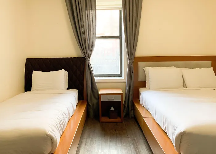Midtown West Hotel