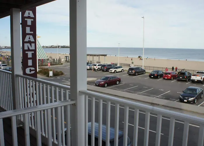 Atlantic Sands Hampton