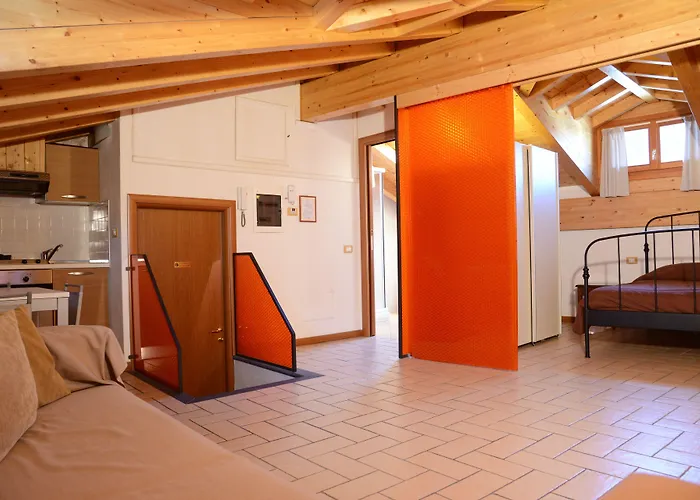 Le Stanze Del Lago Apartments