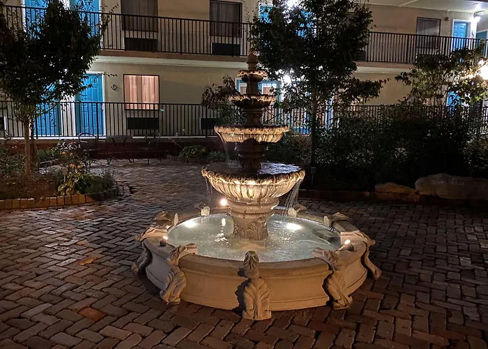 Cascades Inn Bloomington