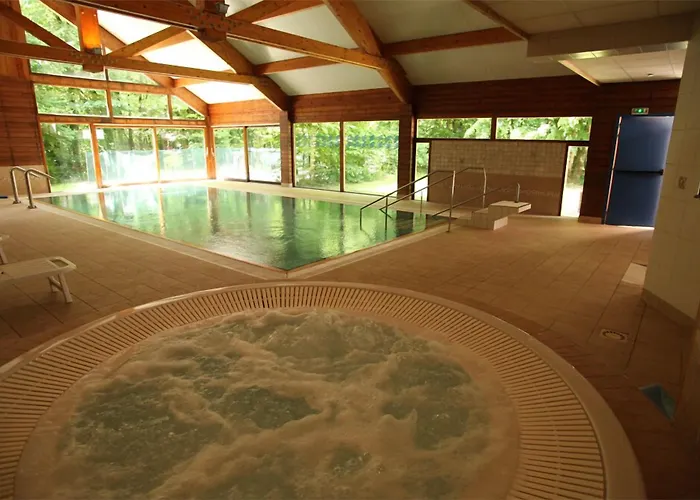 Logis Hôtel Le Bois Dormant-Hôtel Restaurant&Spa Champagnole