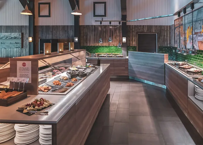 Sommaroy Hotels