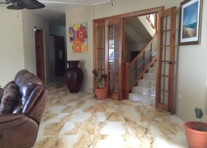 Waters Edge Guest House