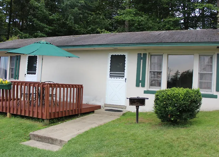 Hill View Motel And Cottages Lake George