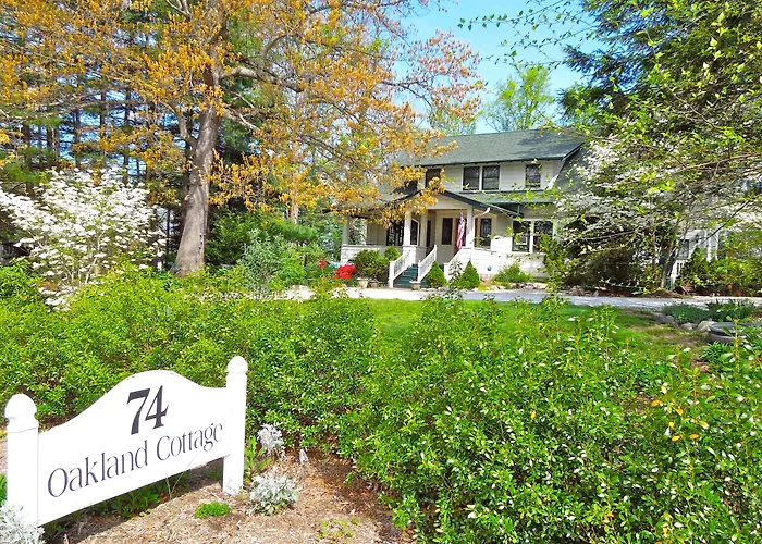 Oakland Cottage Bed And Breakfast Asheville