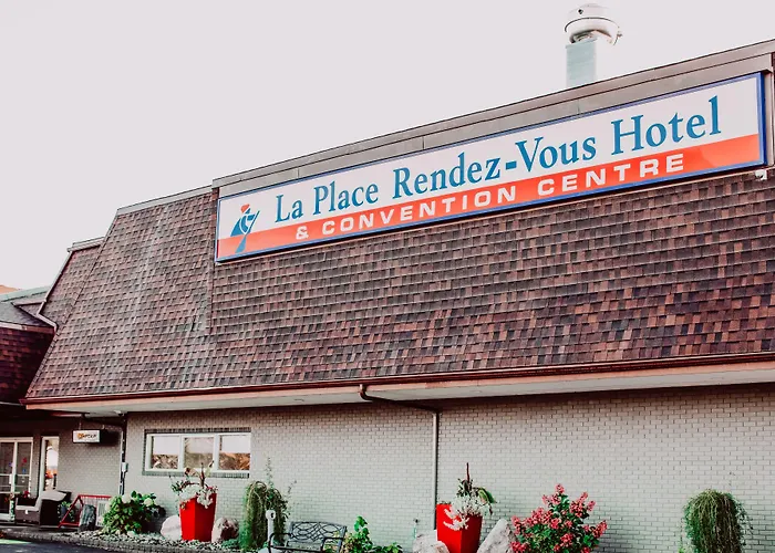 Fort Frances Hotels