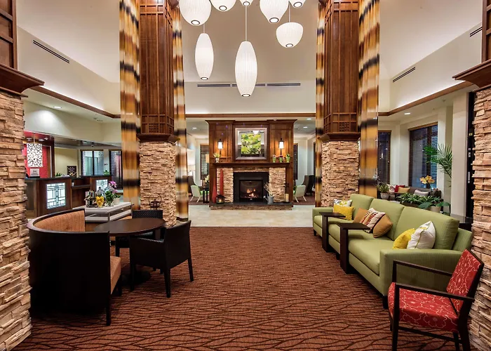 Uniontown Hotels