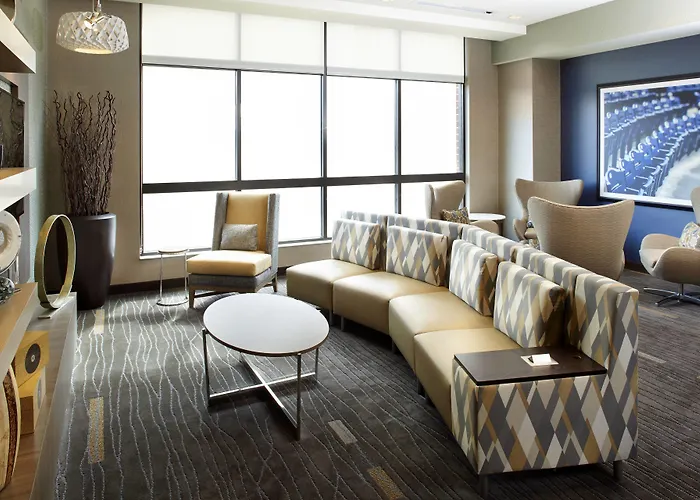 Courtyard By Marriott Akron Downtown