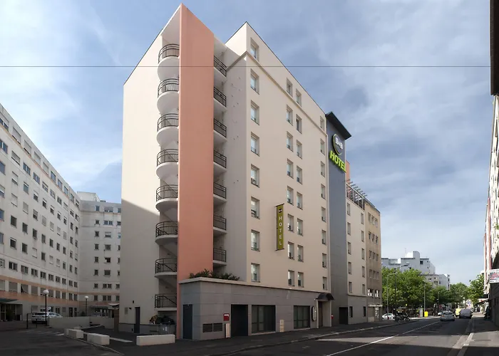B&B HOTEL Lyon Caluire Cité Internationale