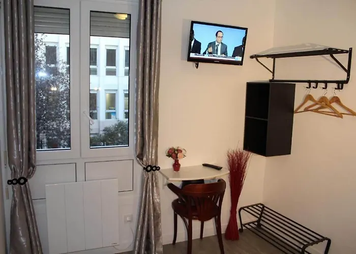 Hotel Le Kleber à Montreuil 