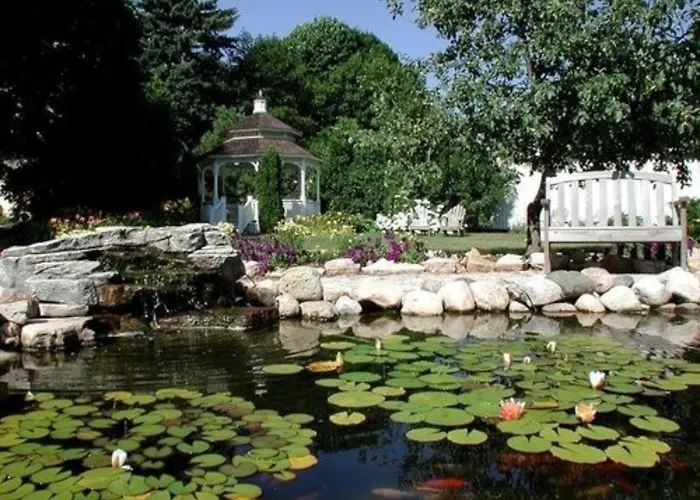 White Lace Inn Sturgeon Bay