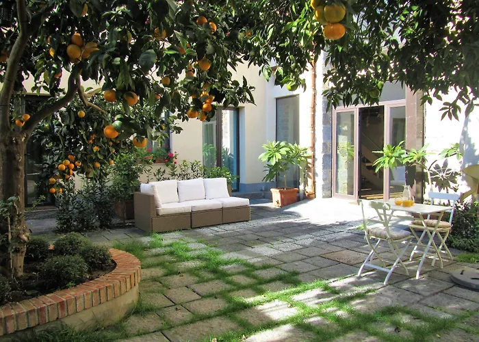 B&B - ComeinSicily CortedeiLimoni - Charming&Rel Acireale