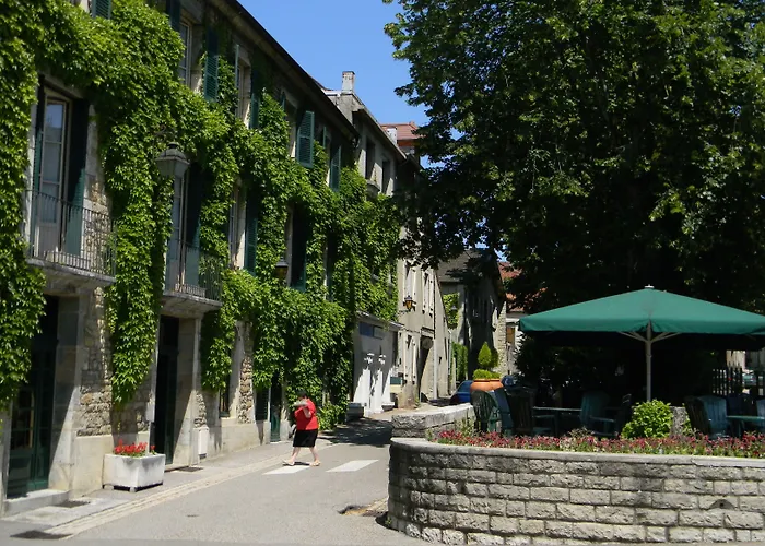 Logis Hôtel des Messageries Arbois