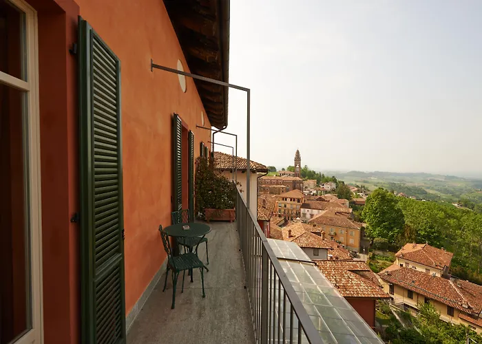 Monforte D'Alba Hotels