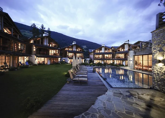 Post Alpina - Family Chalets Dolomites San Candido
