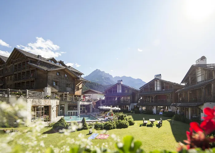 Post Alpina - Family Chalets Dolomites San Candido