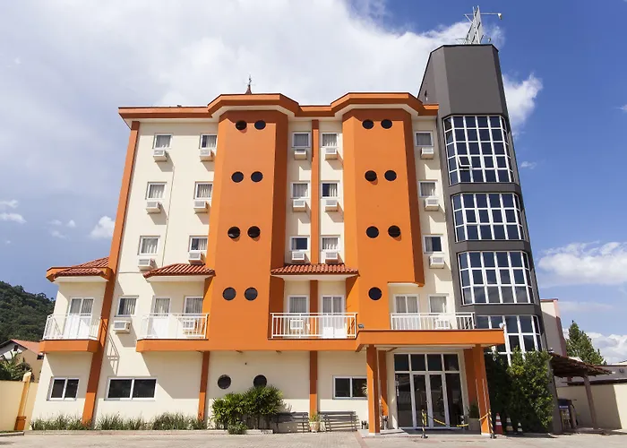 Hotéis de Guaramirim