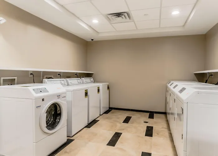 Candlewood Suites - Hartford Downtown