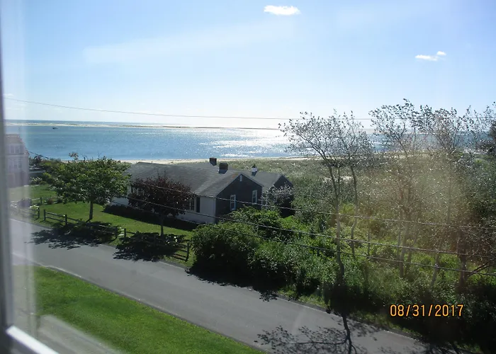 Surfside Inn Chatham