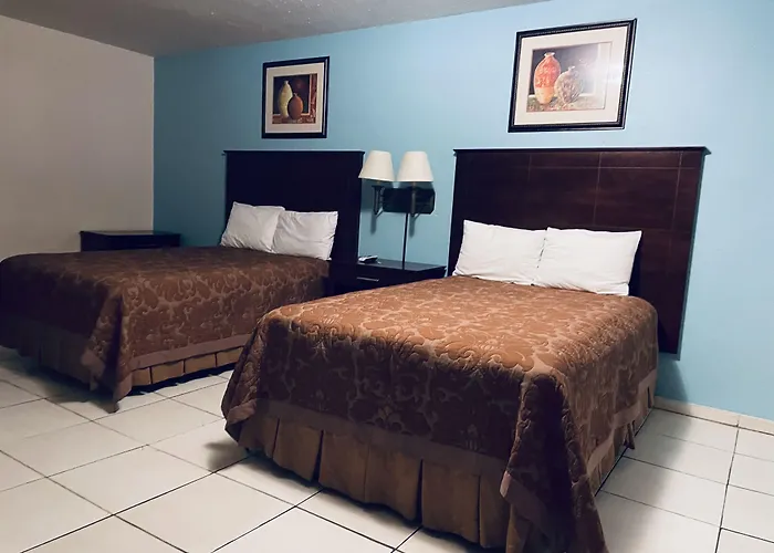 Travelers Inn - Clearwater