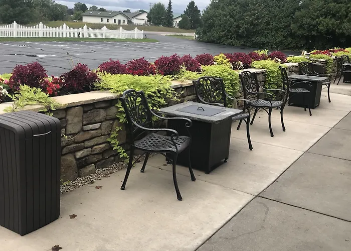 Sister Bay Inn