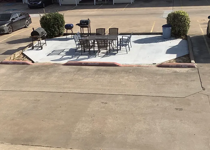 Paris Extended Stay Suites