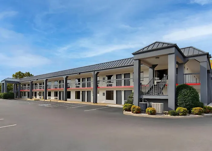 Bulls Gap Hotels