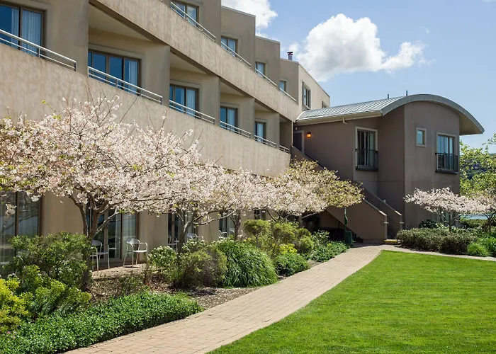 Mill Valley Hotels