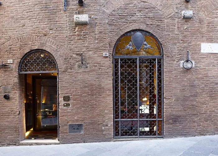Palazzetto Rosso - Art Hotel Siena