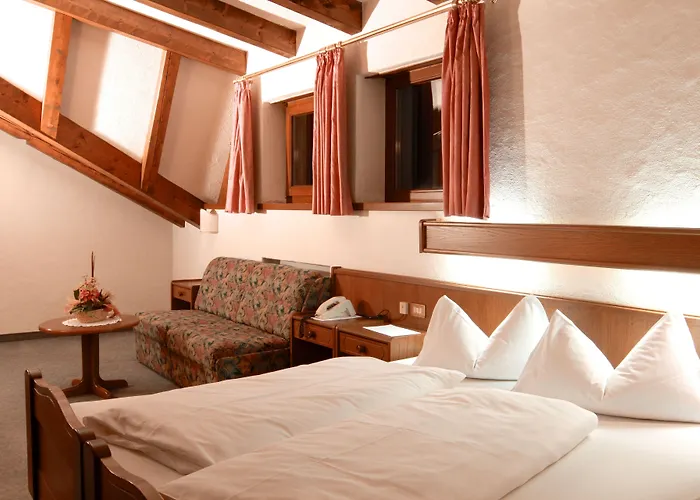 Hotel Weisses Lamm Monguelfo-Tesido / Welsberg-Taisten