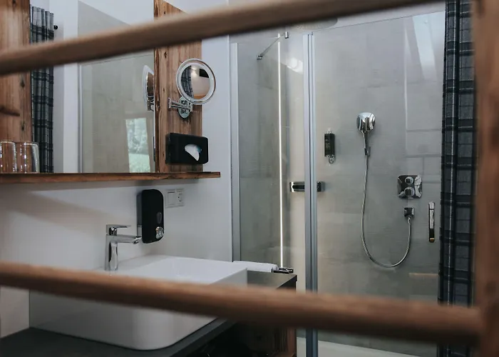 Hotel con jacuzzi a Brunico