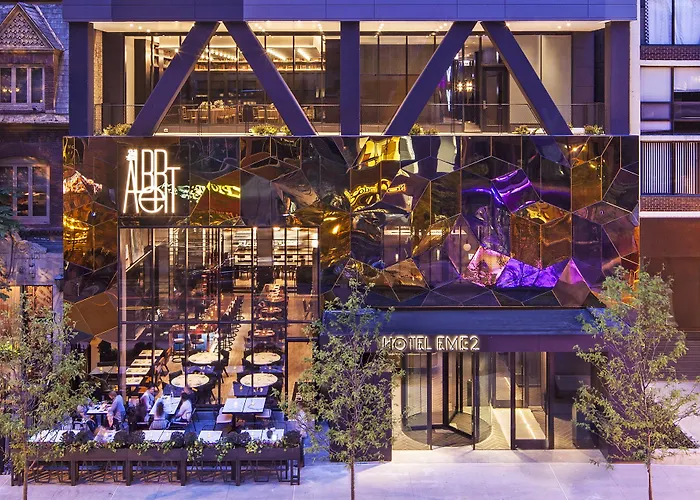 Hotel Emc2, Autograph Collection Chicago