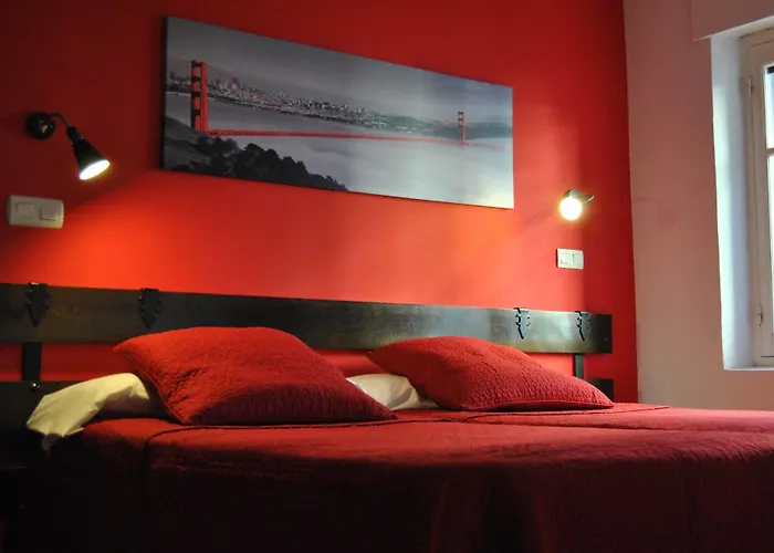 Happy Hostal Carrales Burgo