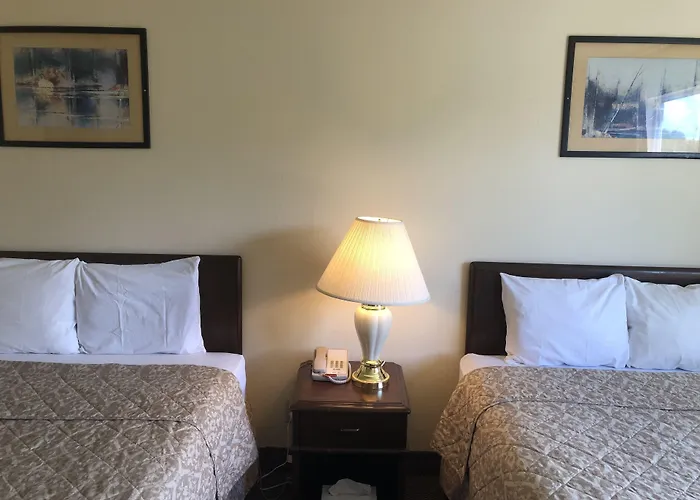 Valdez Hotels