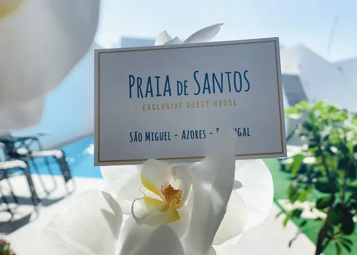 Hotéis com piscina em Ponta Delgada