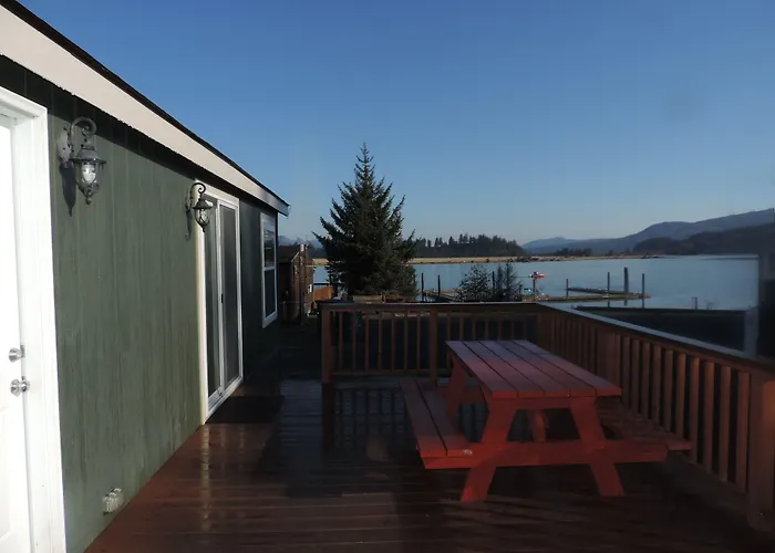 Paradise Cove Rv Resort & Marina