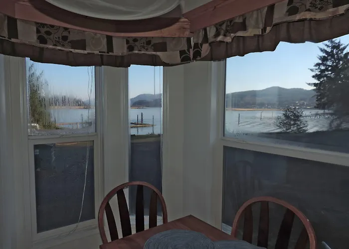Paradise Cove Rv Resort & Marina