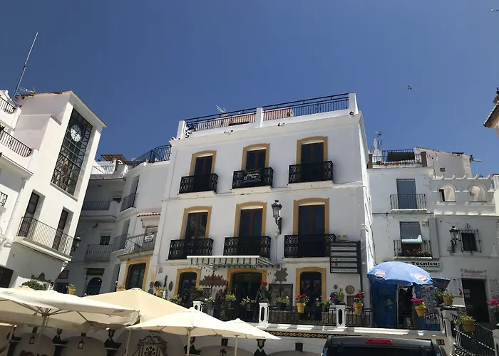Salamandra Plaza