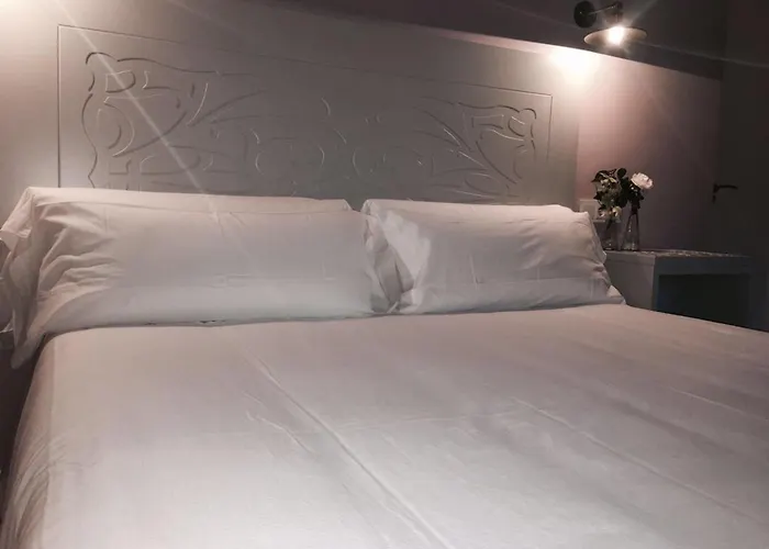 Hostal Los Castañuelos Candeleda