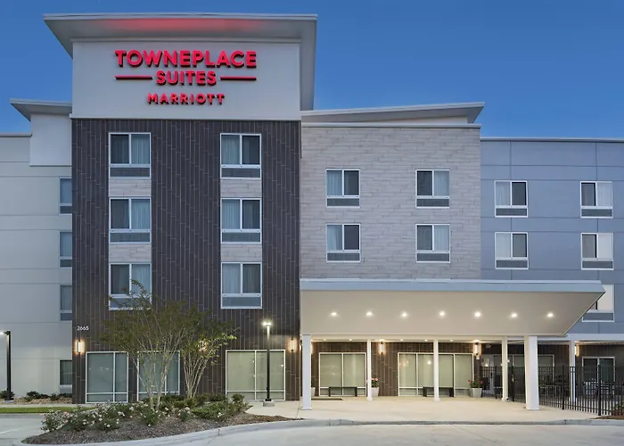 Port Allen Hotels