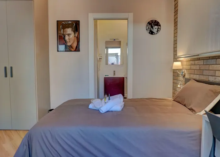 Little Rock Guest House Gaeta