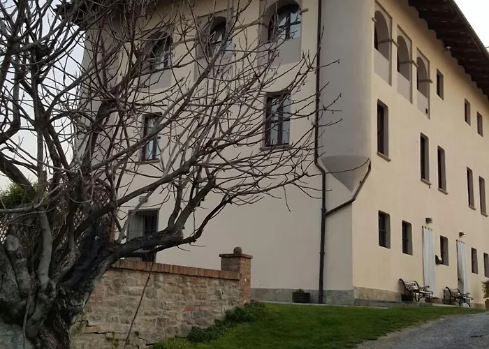 Bed and Breakfast Cascina Baresane Alba 