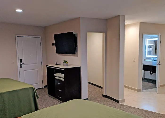 Epic Hotel Pico Rivera