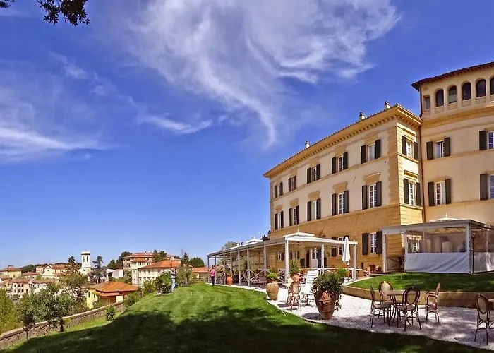 Fauglia Hotels