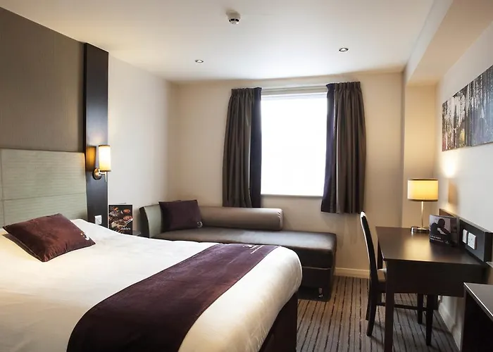Heswall Hotels