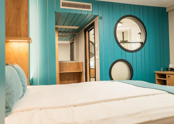 Vrhnika Hotels