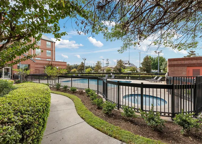 Cypress Hotels With Pool