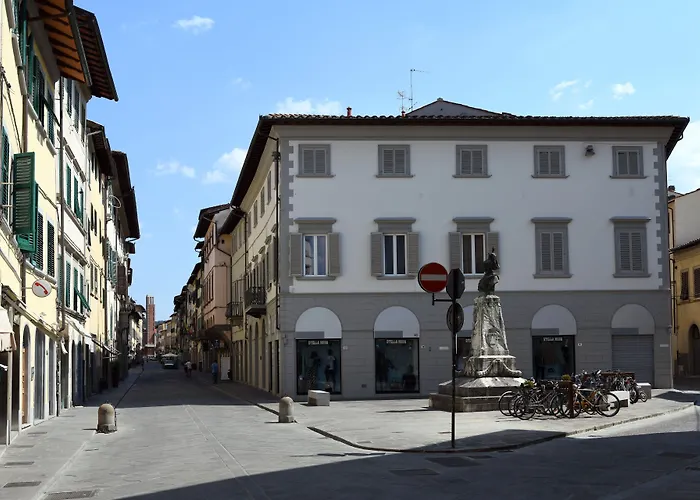 Montevarchi Hotels