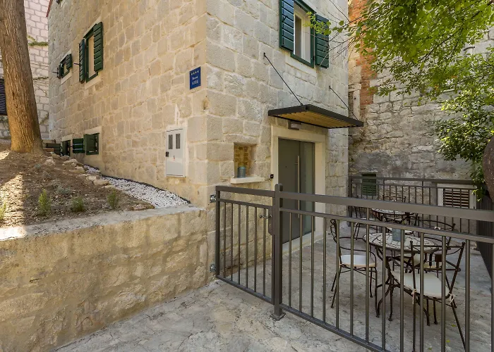 Miara Luxury Rooms Split